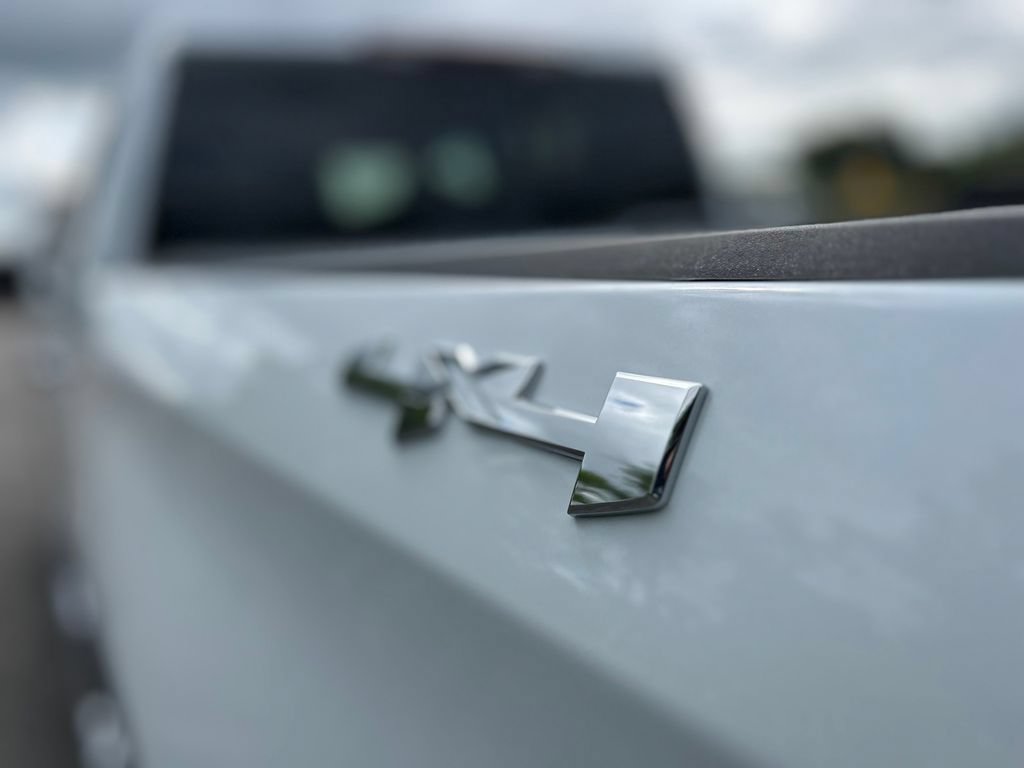New 2026 GMC Sierra 1500 SLT w/ SLT Premium Package AWD/4WD image 45