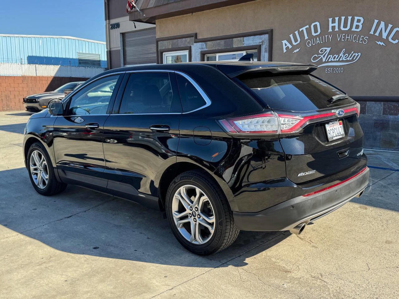 Used 2018 Ford Edge Titanium image 7
