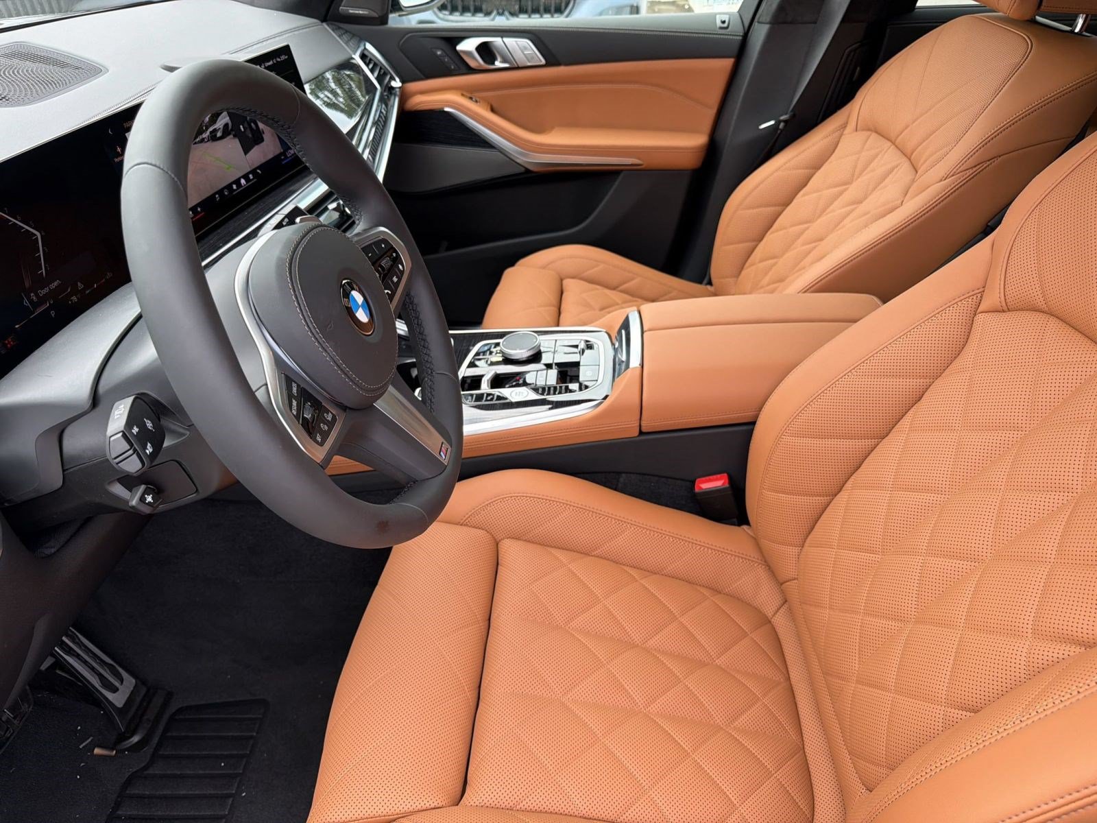 New 2027 BMW X7 xDrive40i w/ M Sport Package AWD/4WD image 5
