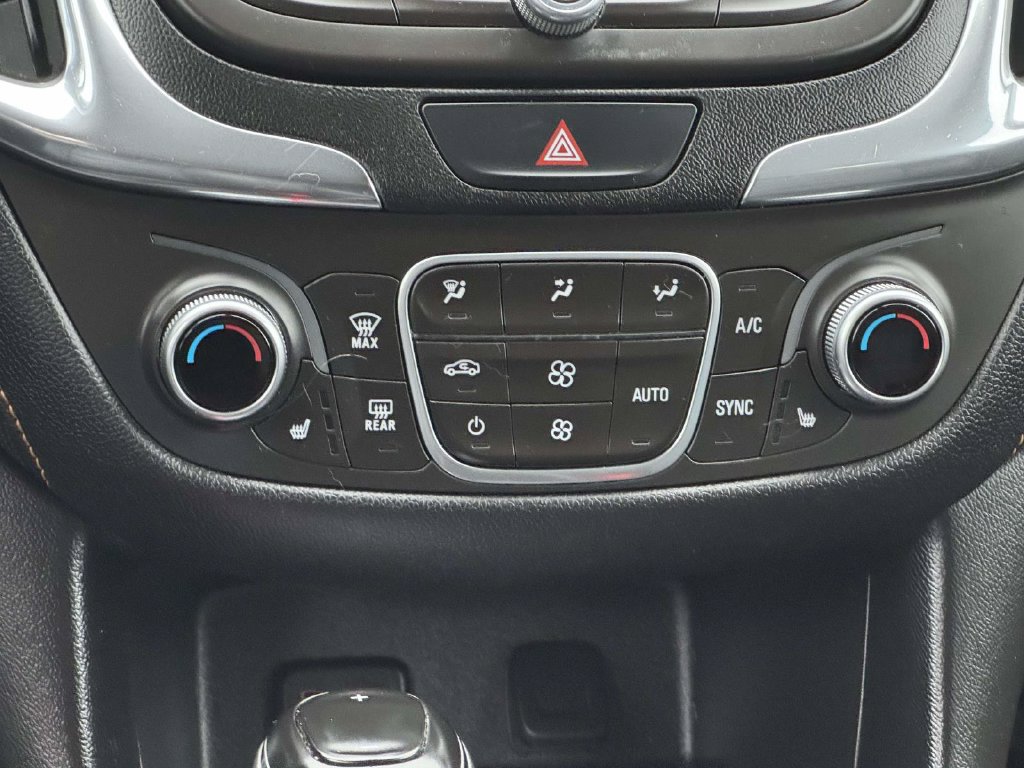 Used 2018 Chevrolet Equinox Premier FWD image 5