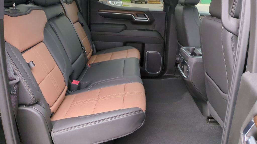 Used 2023 Chevrolet Silverado 1500 High Country w/ Z71 Off-Road Package image 20