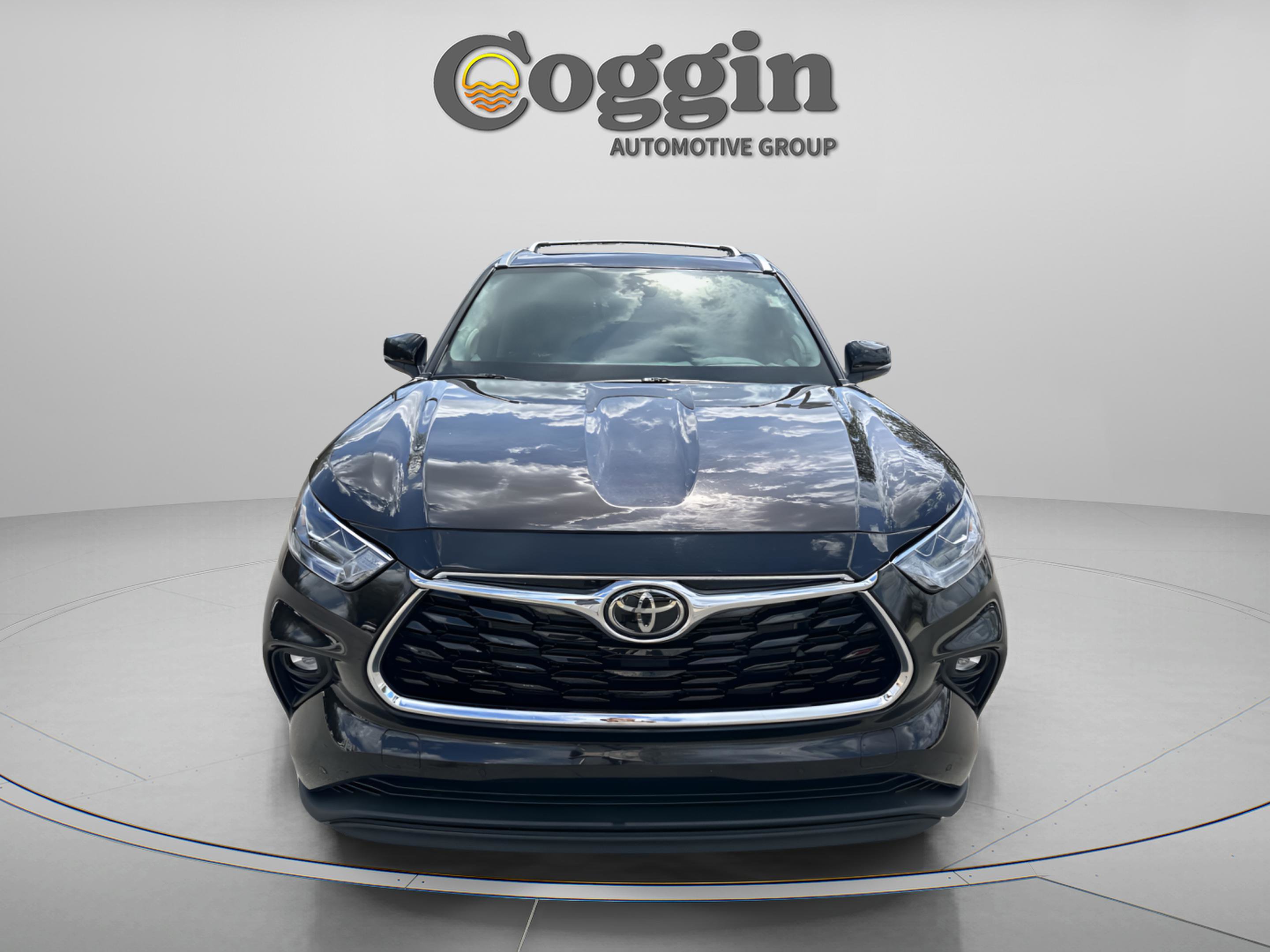 Used 2022 Toyota Highlander Limited image 10