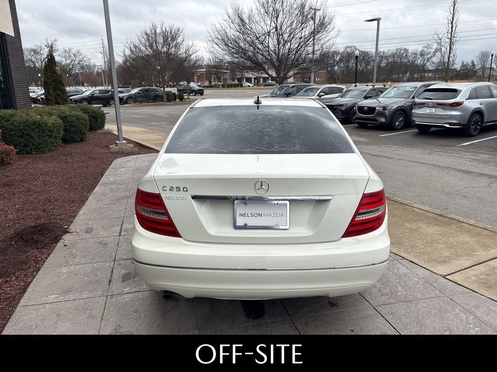 Used 2012 Mercedes-Benz C 250 Sedan image 4