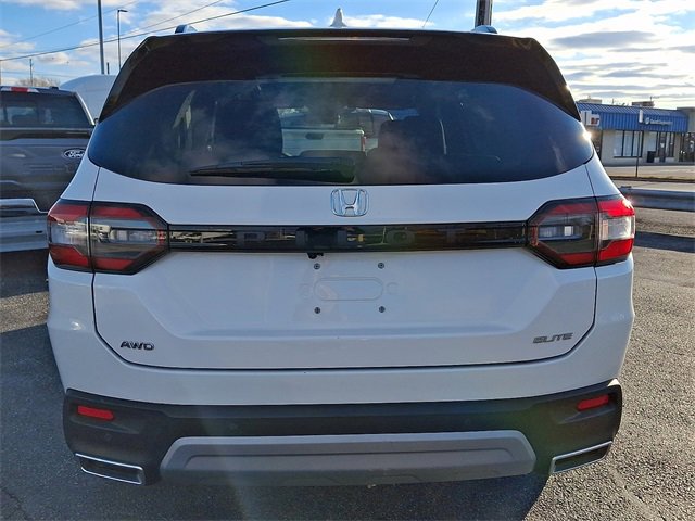 Used 2023 Honda Pilot Elite image 5