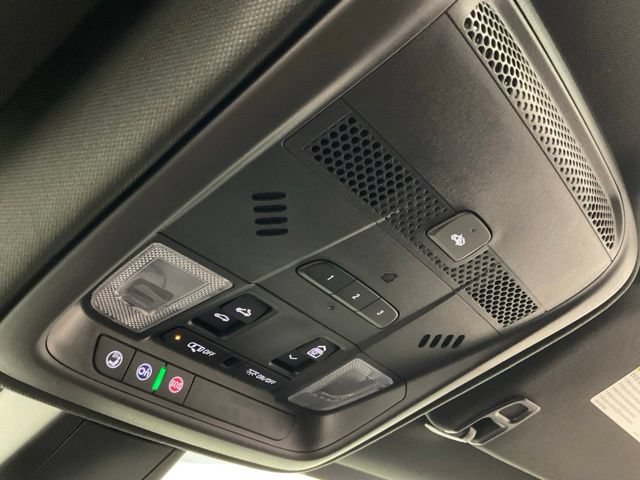 Used 2026 Cadillac XT5 Premium Luxury w/ Driver Assist Package AWD/4WD image 19