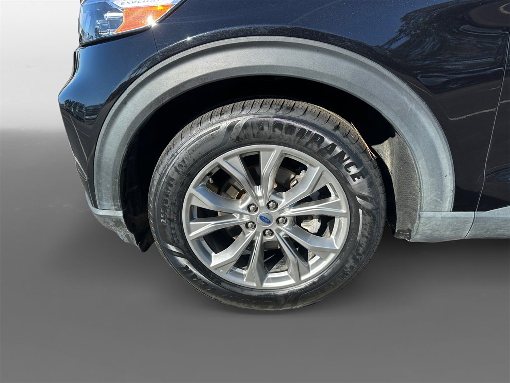 Used 2022 Ford Explorer XLT w/ Equipment Group 202A image 15