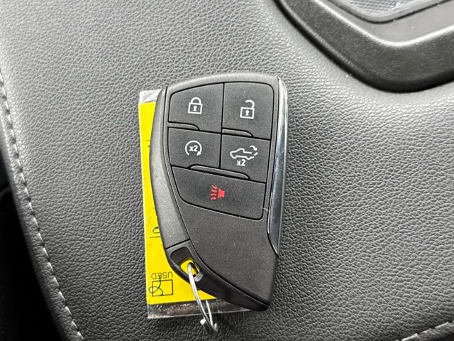 Used 2025 GMC Sierra 1500 SLE image 31