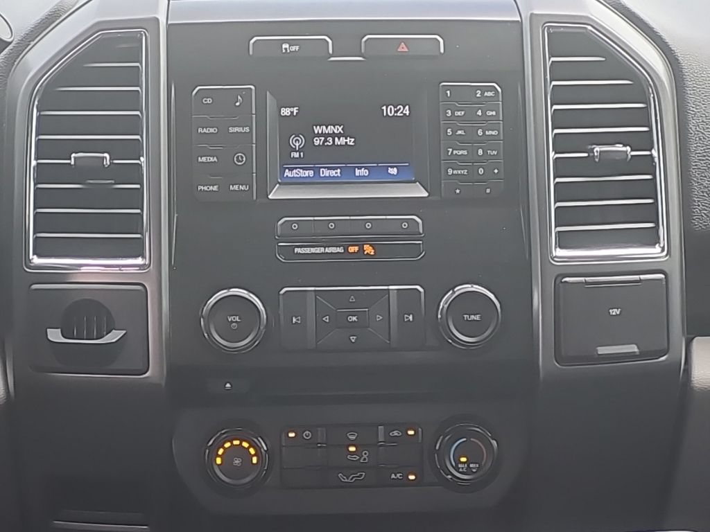 Used 2016 Ford F150 XLT RWD image 5
