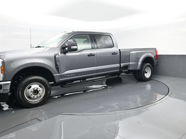 Used 2024 Ford F350 XLT AWD/4WD image 1