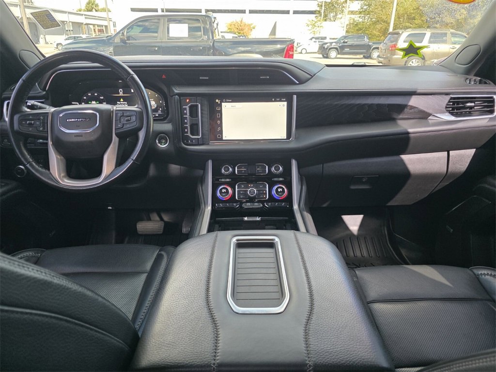 Used 2023 GMC Yukon Denali image 5