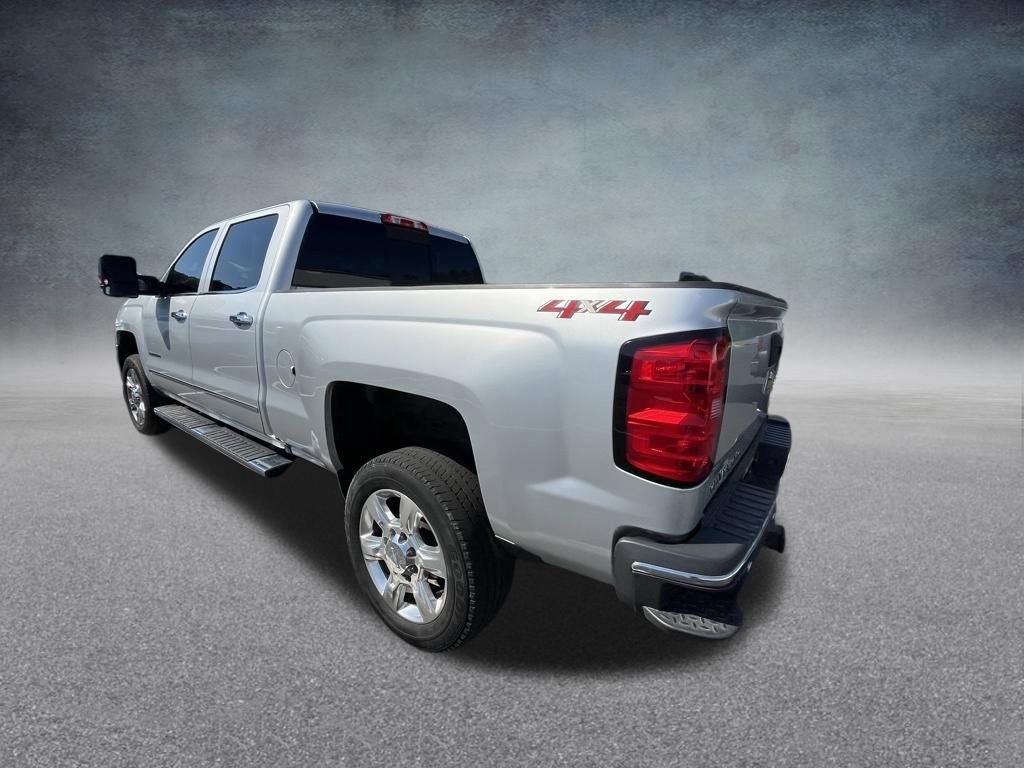 Used 2019 Chevrolet Silverado 2500 LTZ w/ Duramax Plus Package AWD/4WD image 8