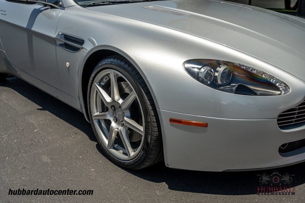 Used 2008 Aston Martin V8 Vantage Coupe RWD image 10