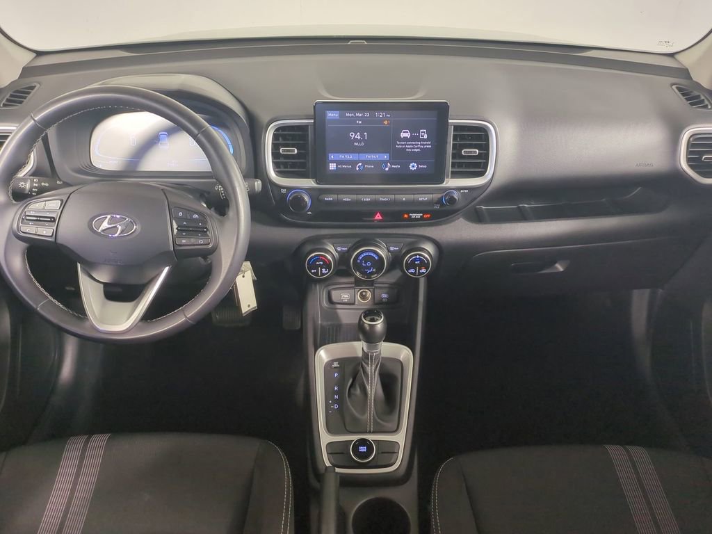 Certified 2023 Hyundai Venue SEL w/ Cargo Package image 16