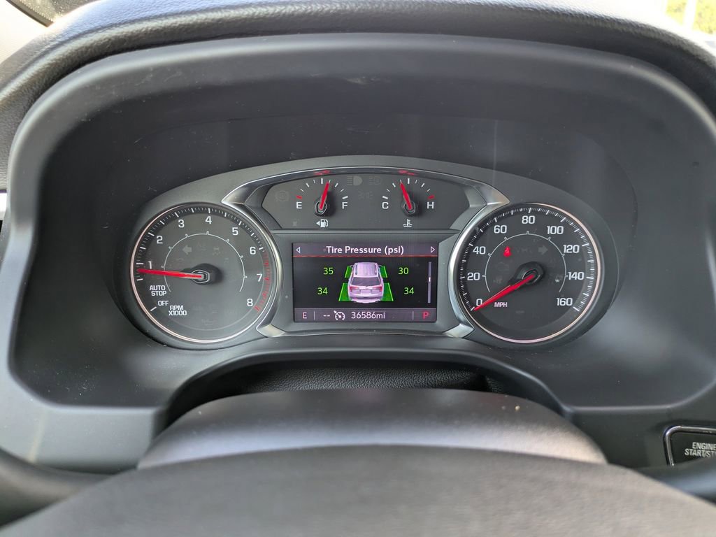 Used 2023 GMC Acadia SLT image 28