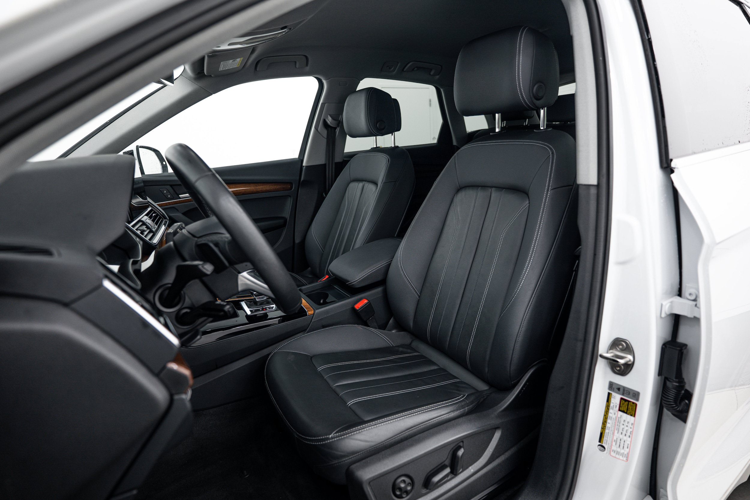 Certified 2023 Audi Q5 2.0T Premium w/ Convenience Package AWD/4WD image 16