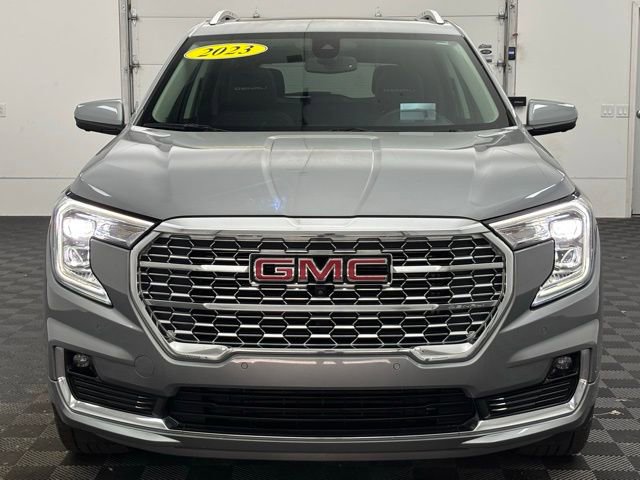 Used 2023 GMC Terrain Denali w/ Denali Premium Package image 15