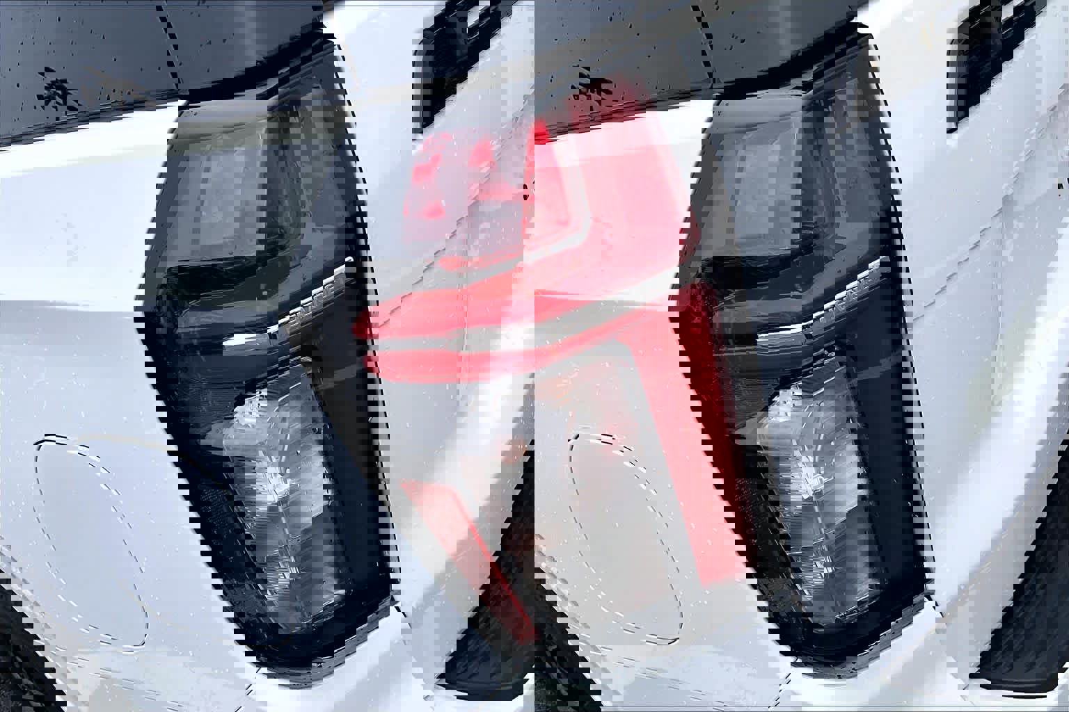 Used 2024 Chevrolet Tahoe RST w/ RST Performance Edition image 27