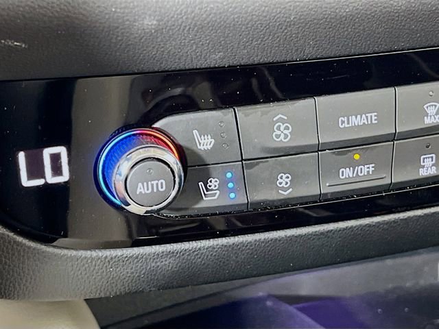 Used 2022 Buick Enclave Premium w/ Experience Buick Package FWD image 22