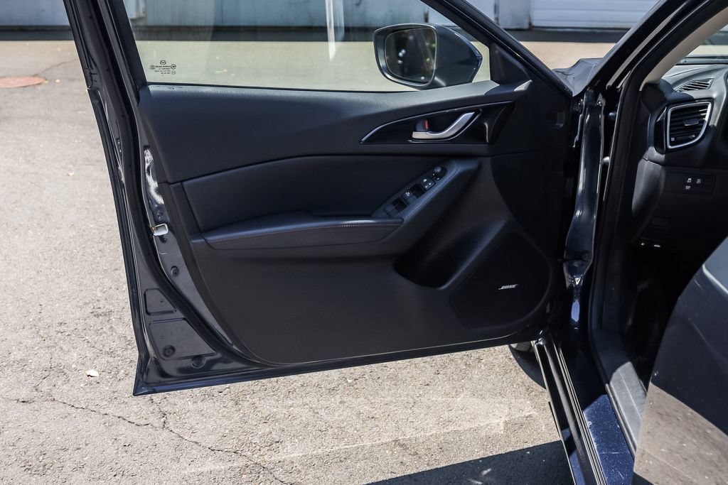 Used 2016 MAZDA MAZDA3 i Grand Touring FWD image 23