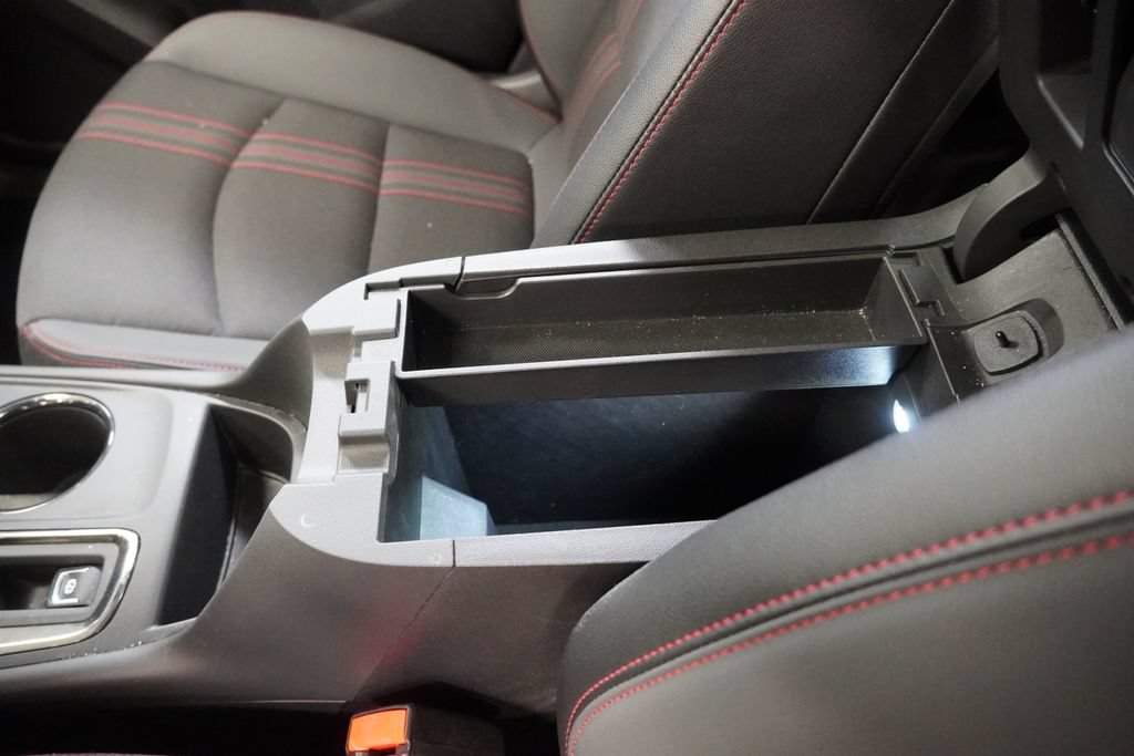 Certified 2023 Chevrolet Equinox RS FWD image 26