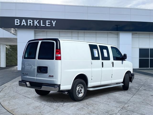 Used 2024 GMC Savana 2500 w/ Driver Convenience Package image 3