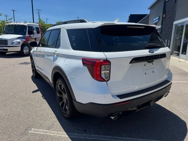 Used 2023 Ford Explorer ST-Line w/ Class IV Trailer Tow Package AWD/4WD image 7