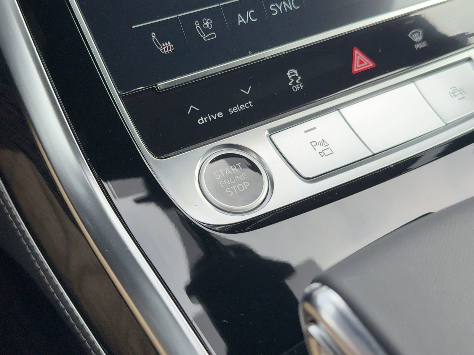 New 2026 Audi Q8 Premium Plus image 17