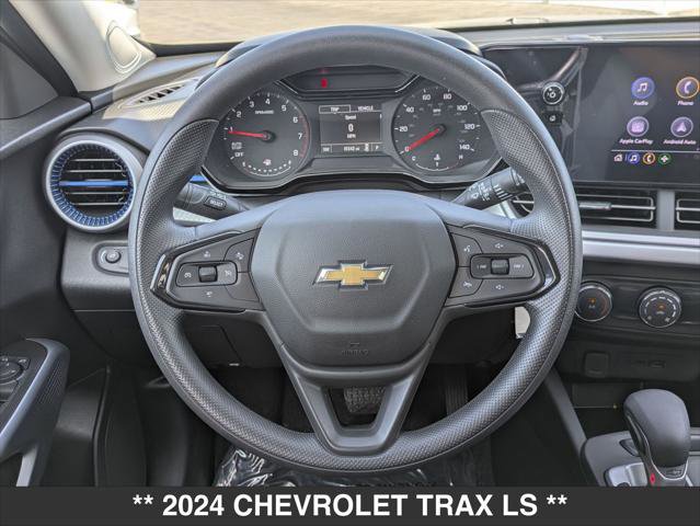 Used 2024 Chevrolet Trax LS image 11