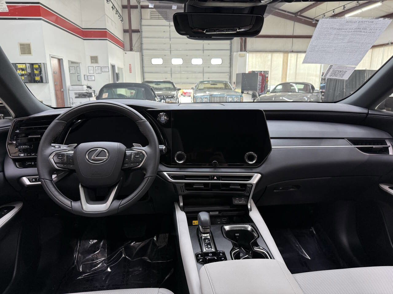 Used 2025 Lexus RX 350 Premium image 21