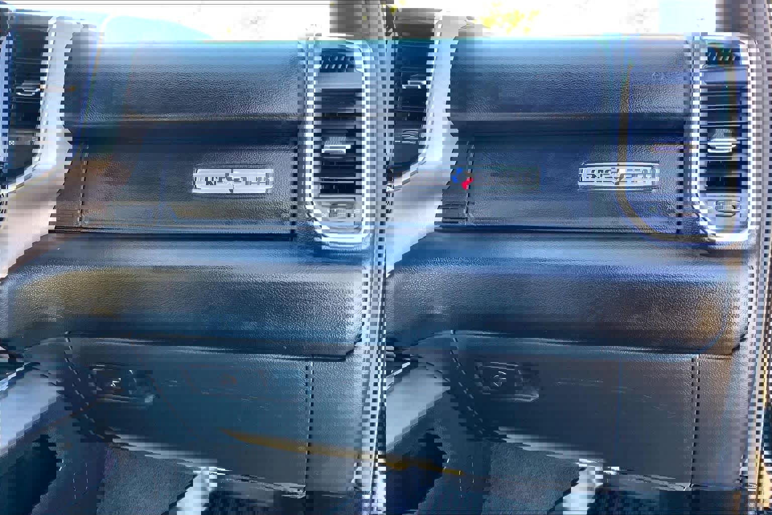 Used 2024 RAM 1500 Lone Star image 18