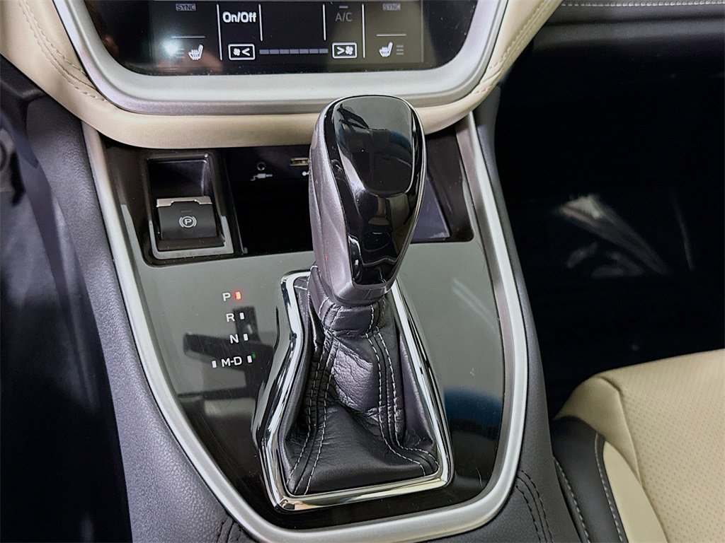 Used 2020 Subaru Outback Limited w/ Popular Package #2 image 10