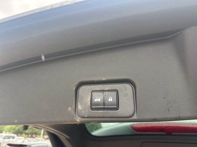 Used 2023 Nissan Rogue SL w/ SL Premium Package image 8