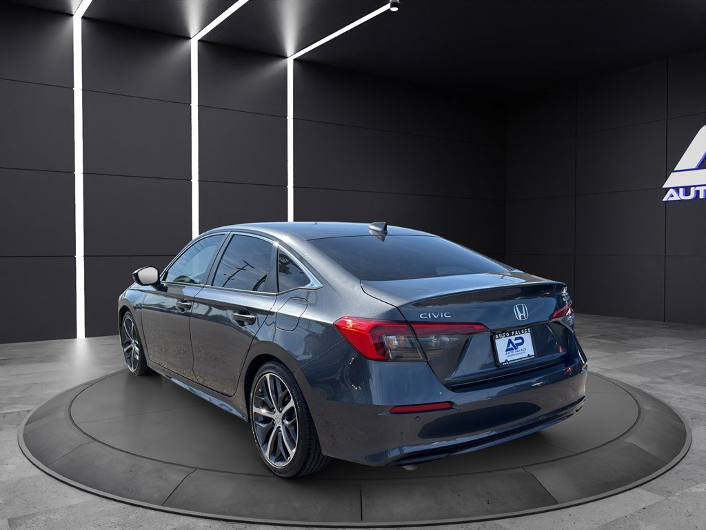 Used 2024 Honda Civic Touring image 4
