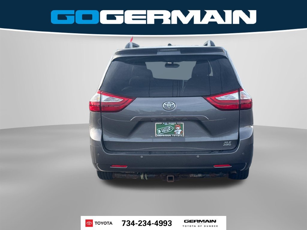 Used 2017 Toyota Sienna XLE w/ XLE Navigation Package AWD/4WD image 10
