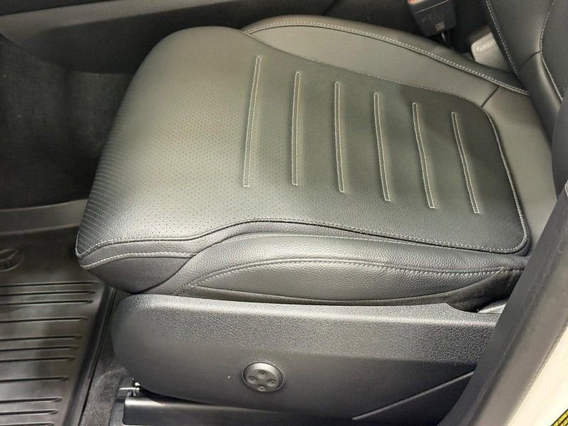 New 2025 Mercedes-Benz GLC 300 4MATIC image 19