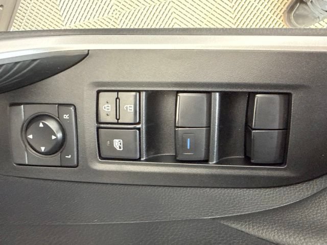 Used 2019 Toyota RAV4 XLE AWD/4WD image 24