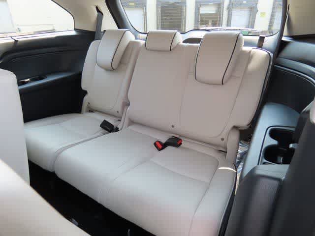 New 2026 Honda Odyssey Touring image 15
