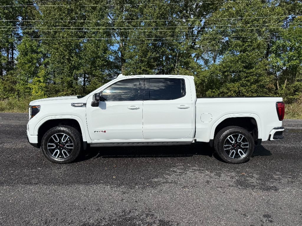 Used 2024 GMC Sierra 1500 AT4 w/ AT4 Premium Package image 5