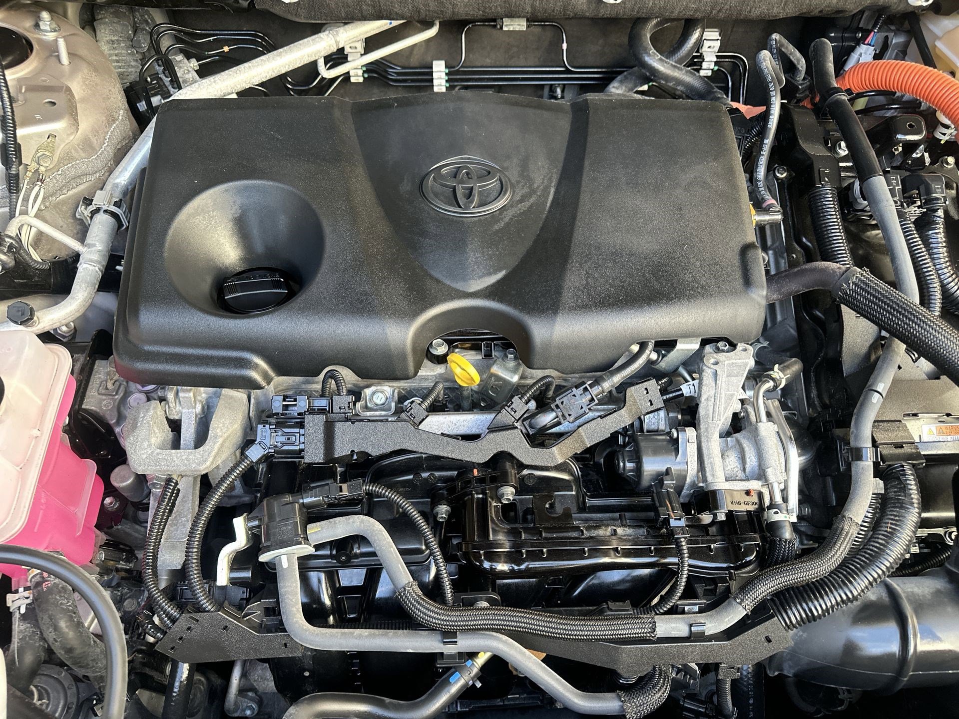 Used 2022 Toyota Venza LE image 17