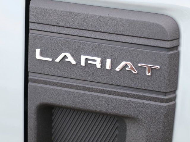 Used 2023 Ford Maverick Lariat w/ Lariat Luxury Package FWD image 9