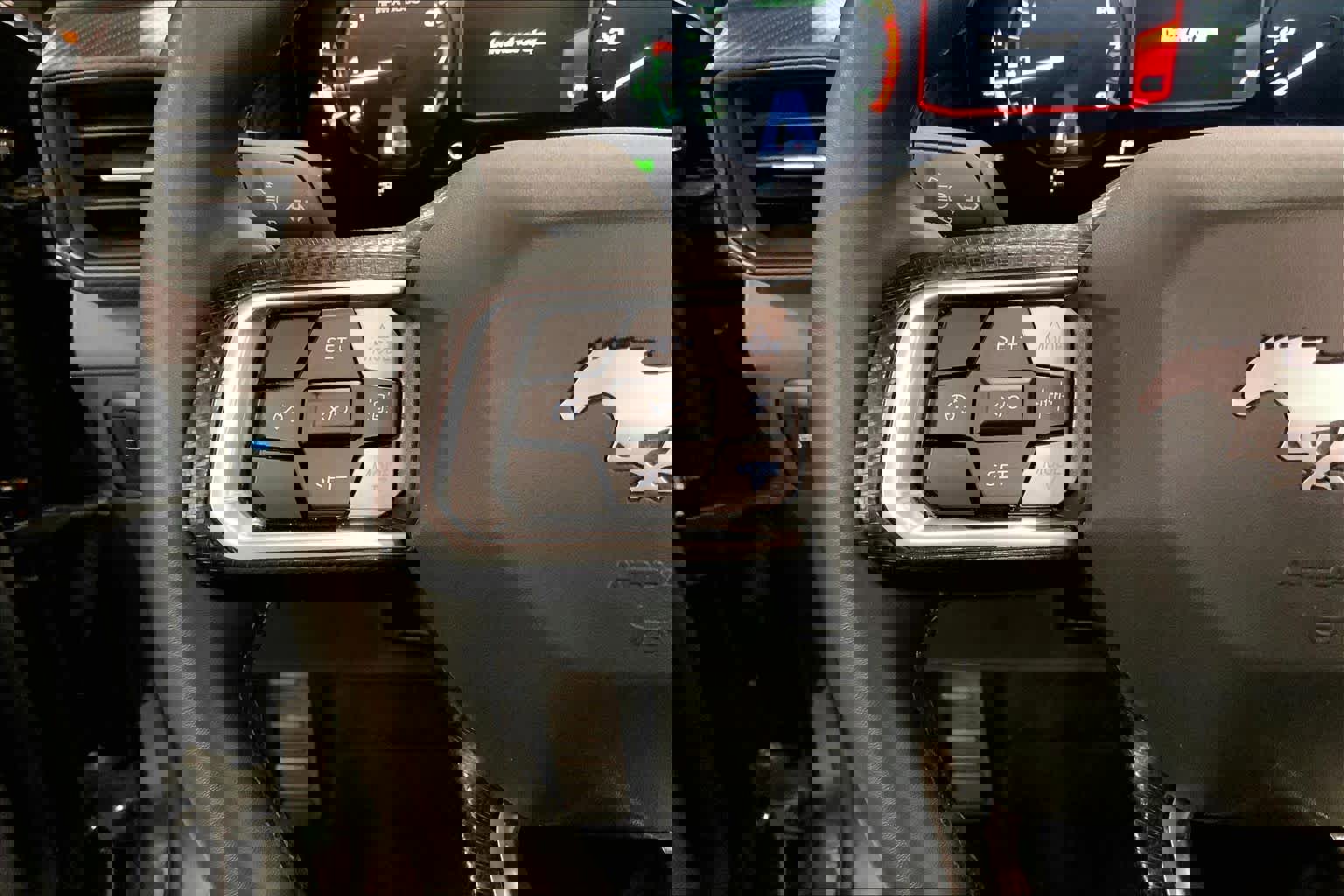 Used 2024 Ford Mustang Convertible image 21