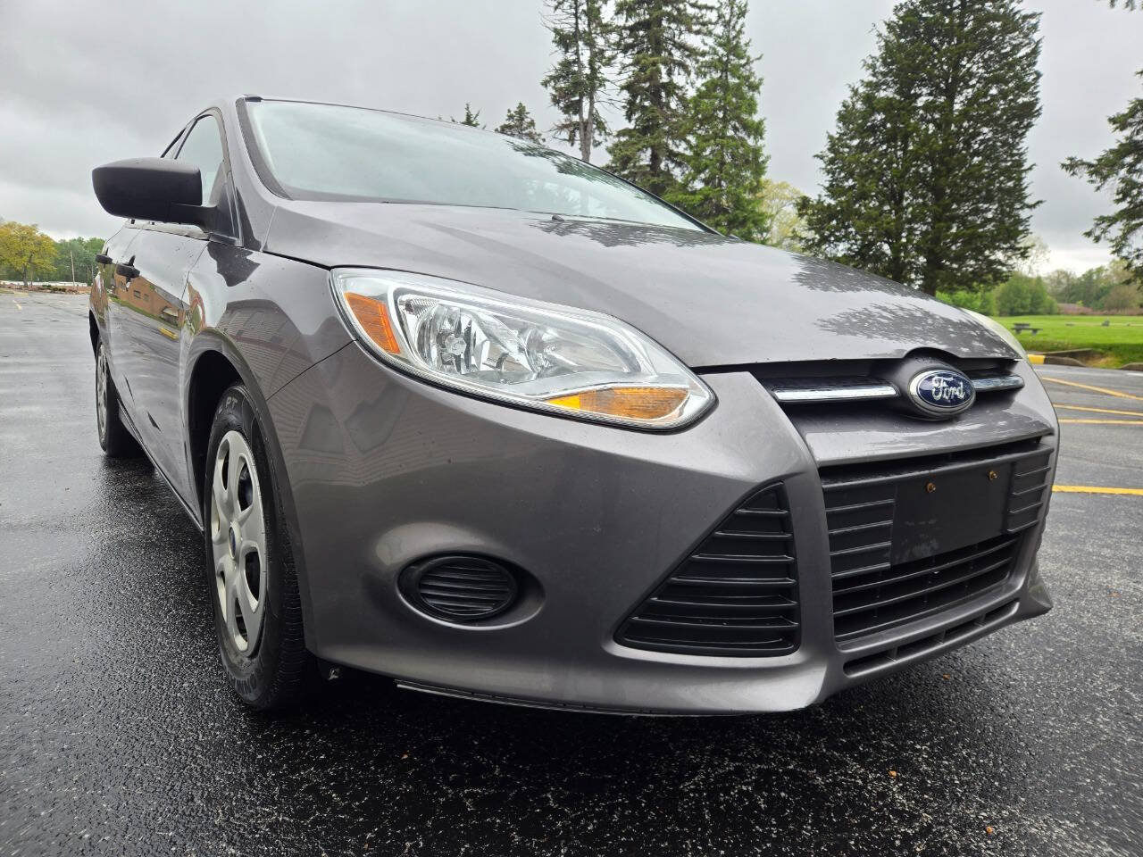 Used 2012 Ford Focus S FWD image 15