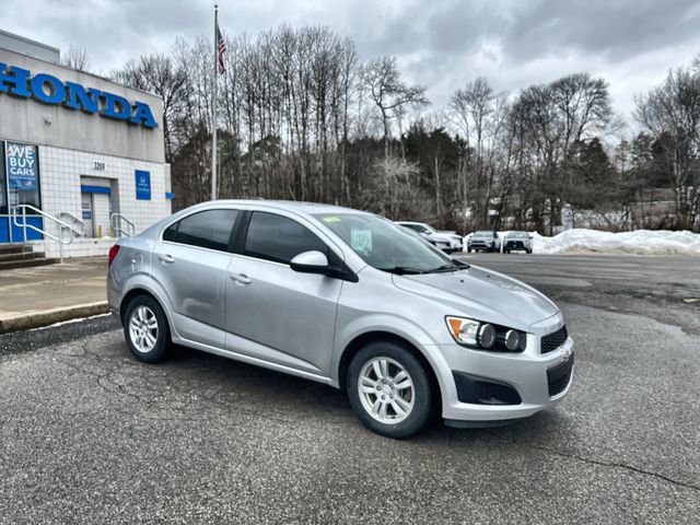 Used 2015 Chevrolet Sonic LT image 11
