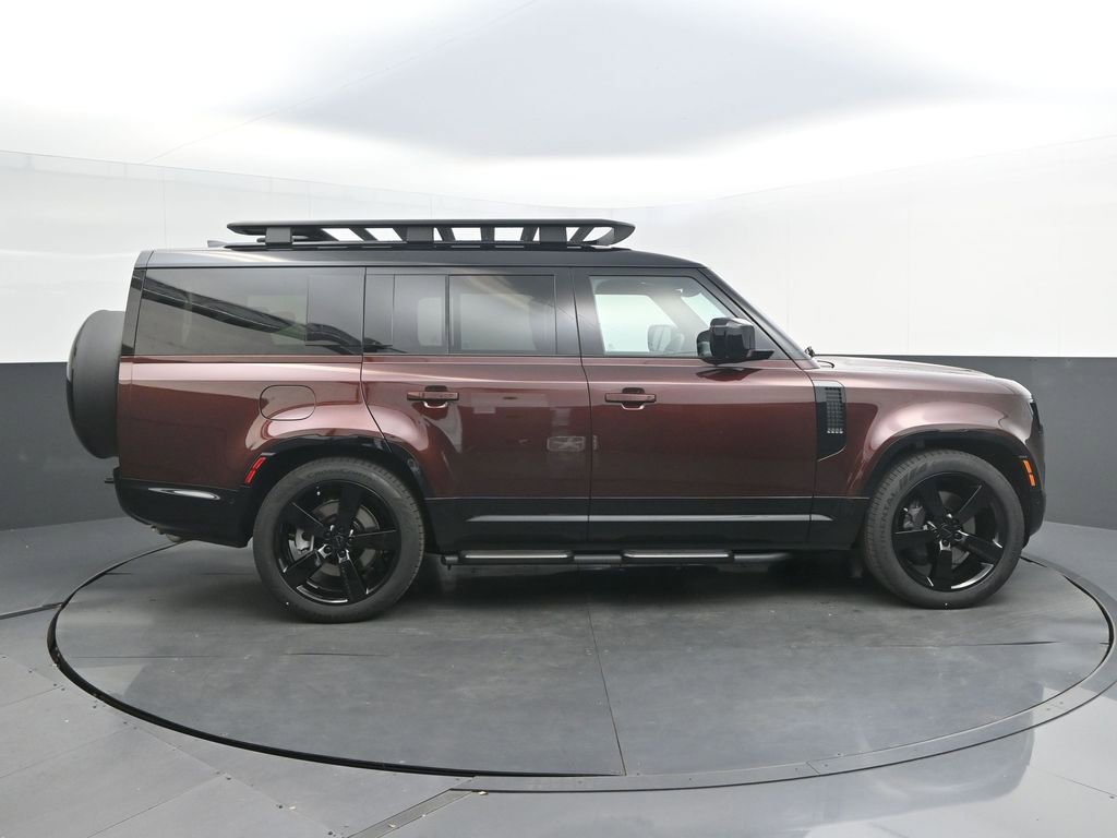 New 2026 Land Rover Defender 130 X-Dynamic SE AWD/4WD image 8