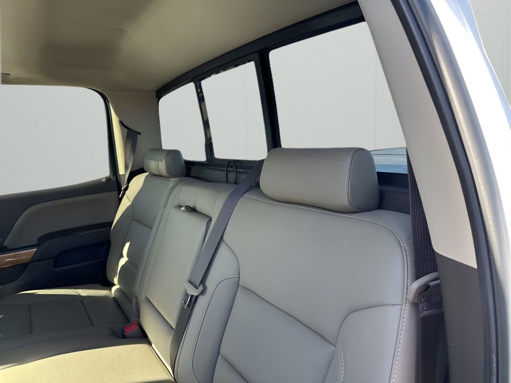 Used 2018 Chevrolet Silverado 1500 LTZ w/ Texas Edition image 18