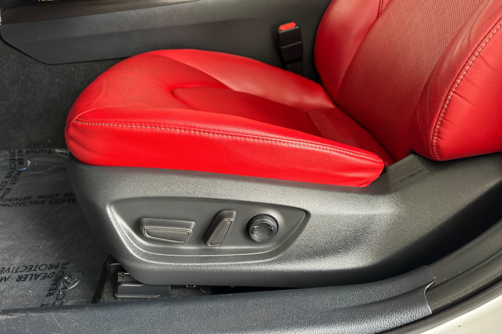 Used 2021 Toyota Camry XSE w/ Carpet Mat Package (TMS) FWD image 13