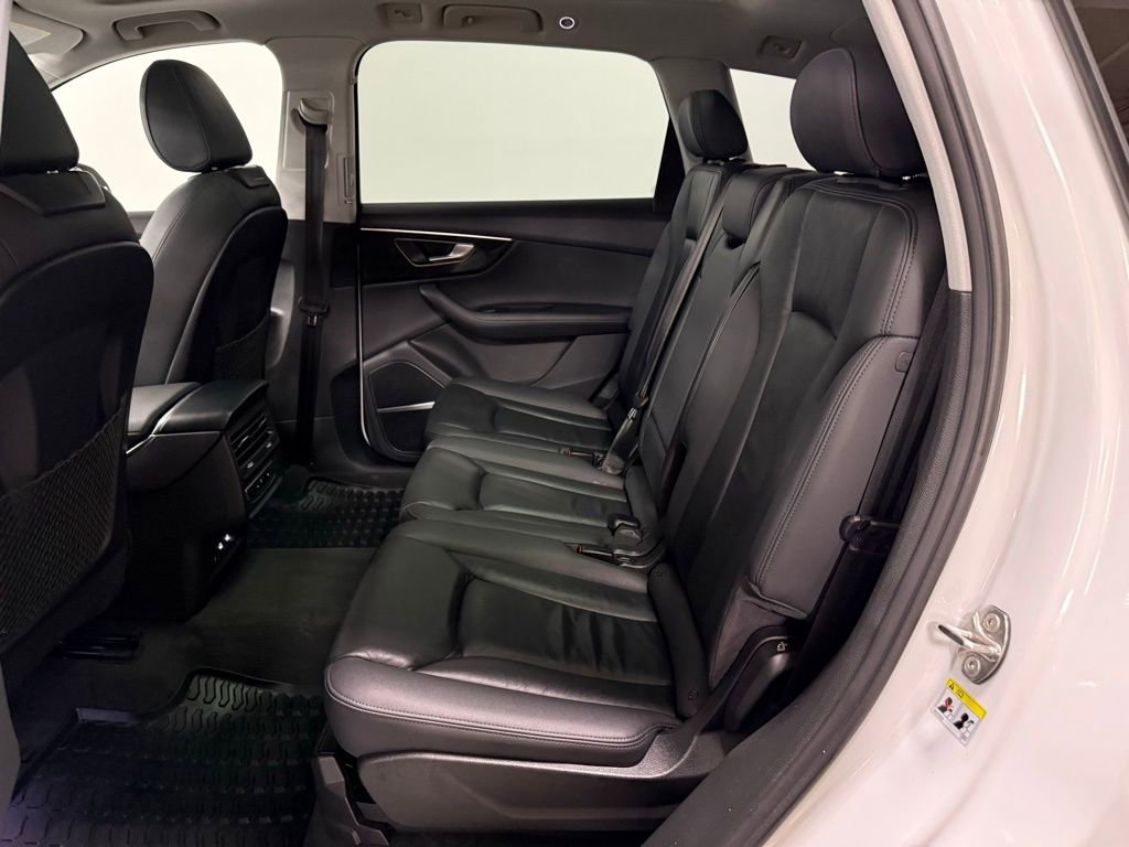 Used 2023 Audi Q7 2.0T Premium Plus AWD/4WD image 17