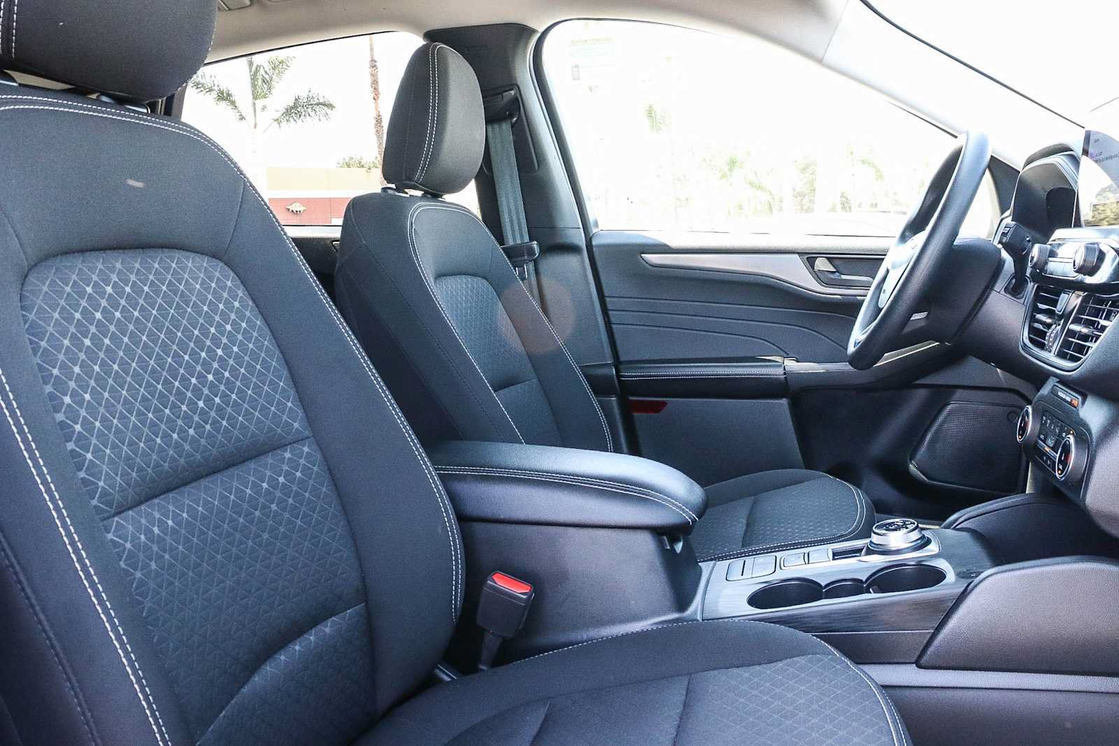 Used 2025 Ford Escape Active FWD image 26