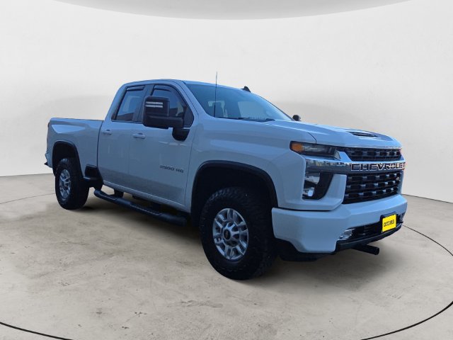 Used 2022 Chevrolet Silverado 2500 LT w/ Convenience Package AWD/4WD image 3