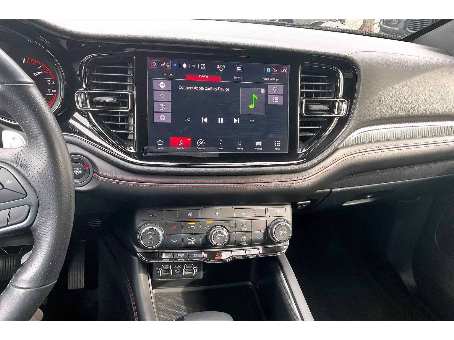Used 2025 Dodge Durango GT AWD/4WD image 34